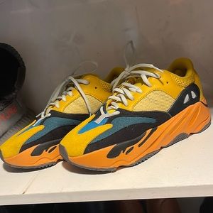 COPY - Adidas yeezy 700 sun